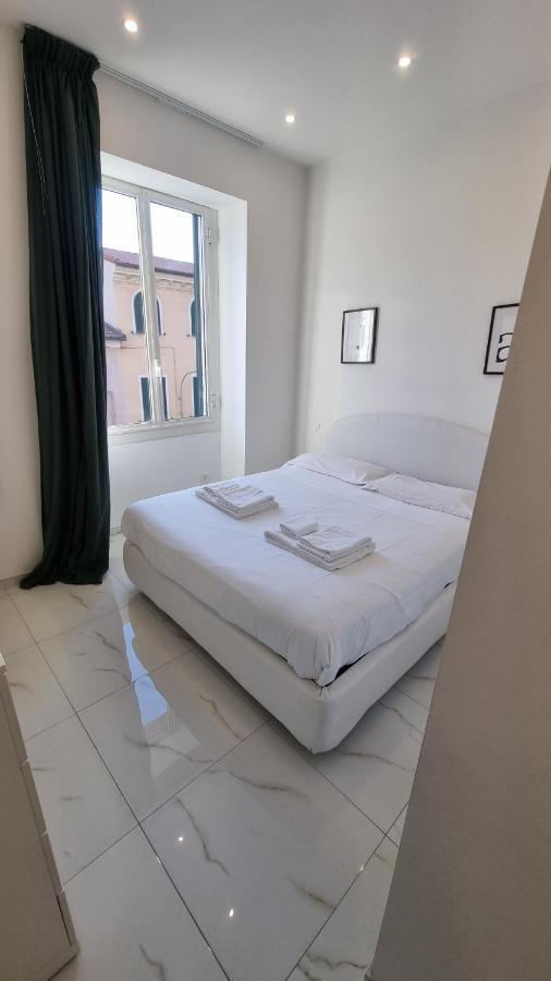 Apartamento Casa Ariane Ventimiglia Exterior foto
