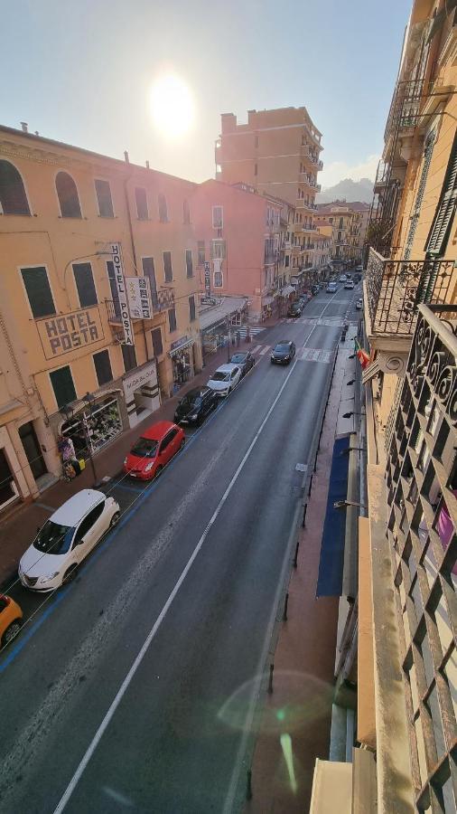 Apartamento Casa Ariane Ventimiglia Exterior foto